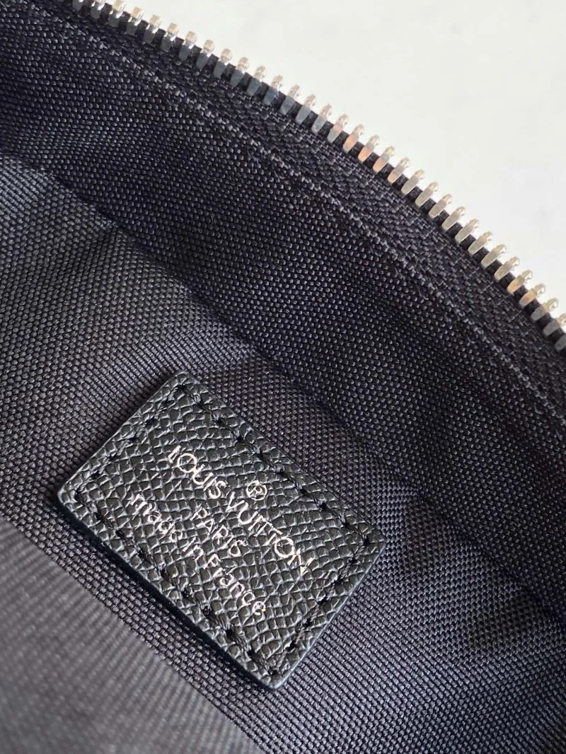 WaterResistant Louis Vuitton Satchel Bags 39206