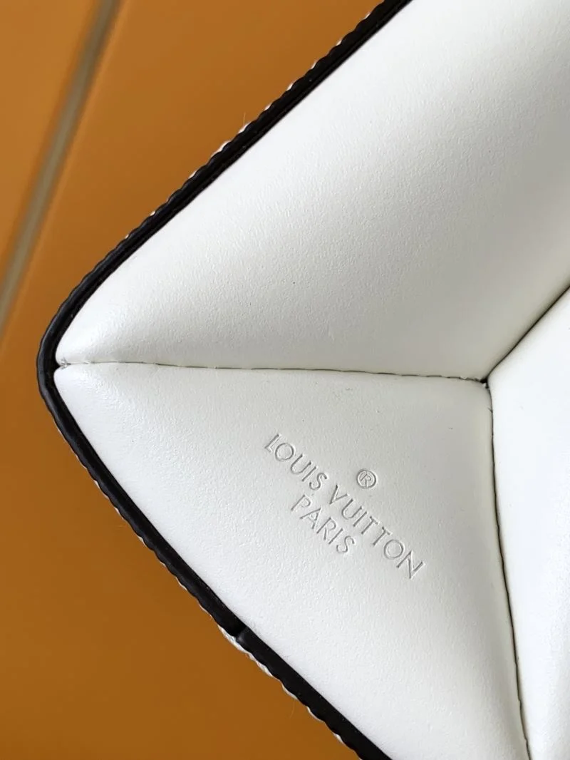 Louis Vuitton Satchel Bags TimelessDesign 39200