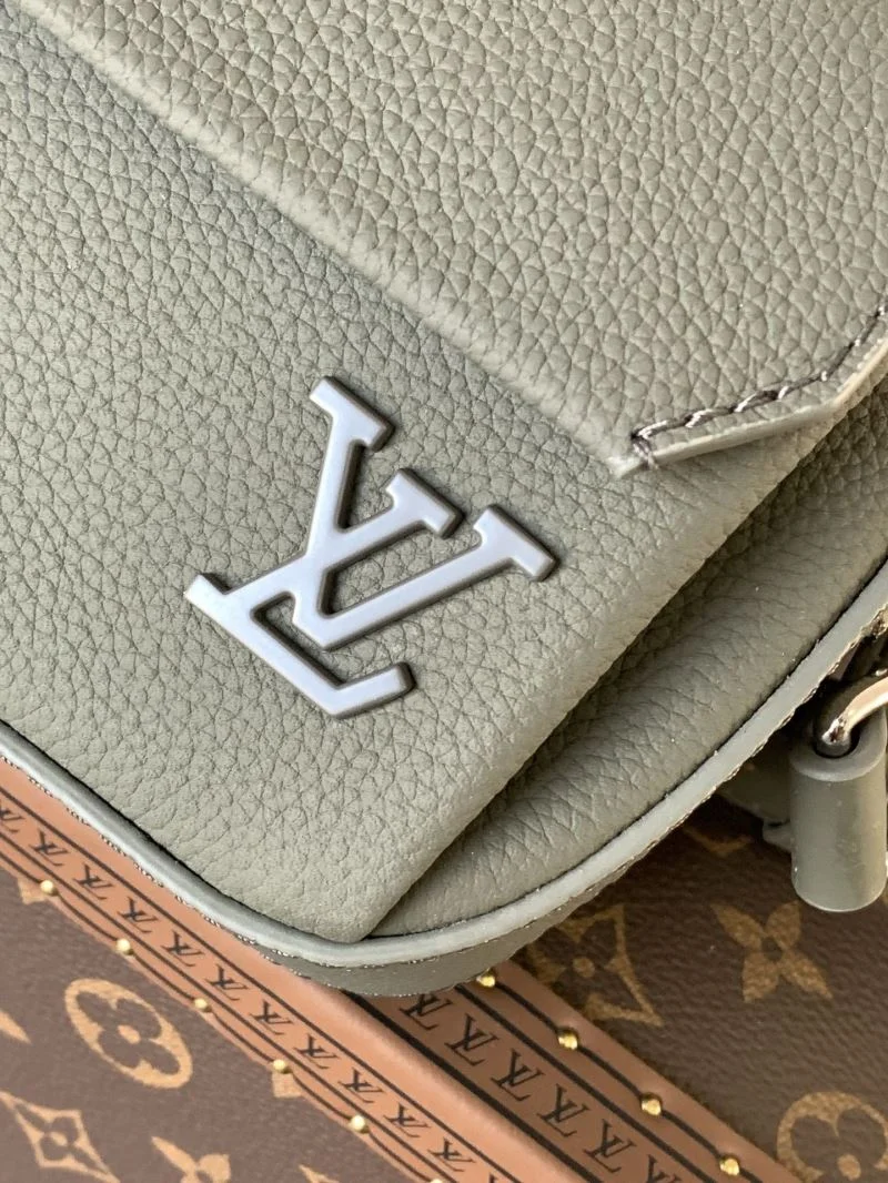Louis Vuitton Satchel Bags Casual 39199