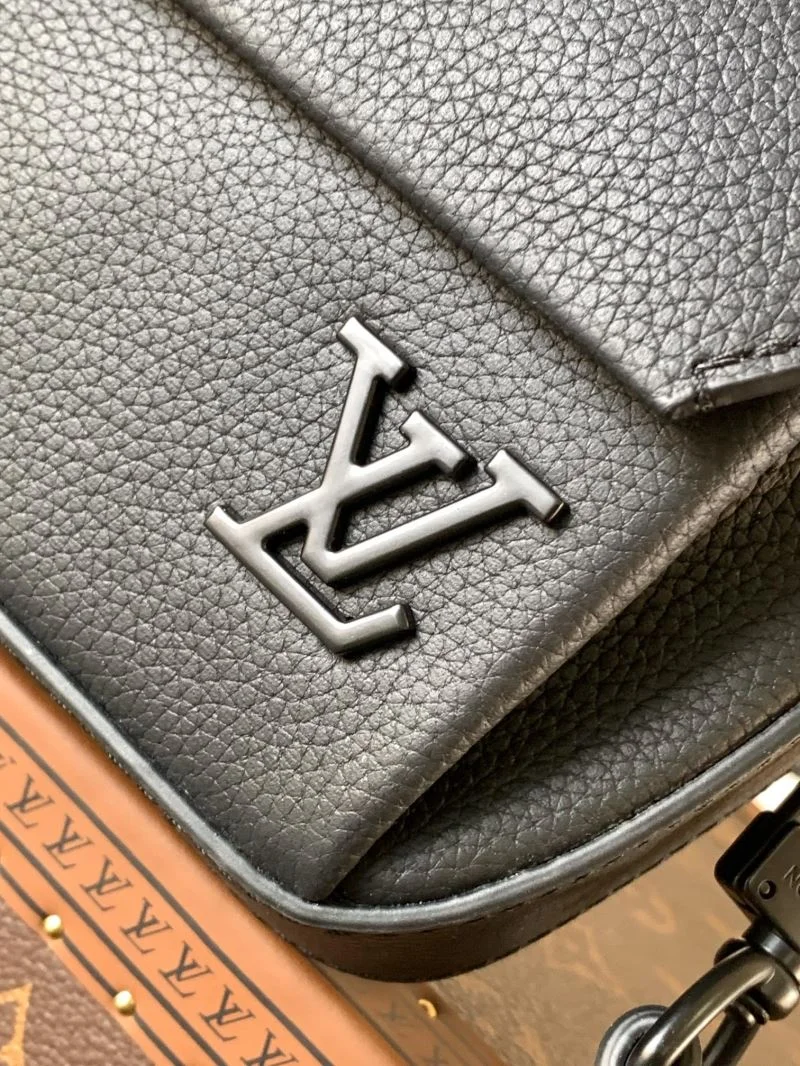 ZipUp Louis Vuitton Satchel Bags 39196