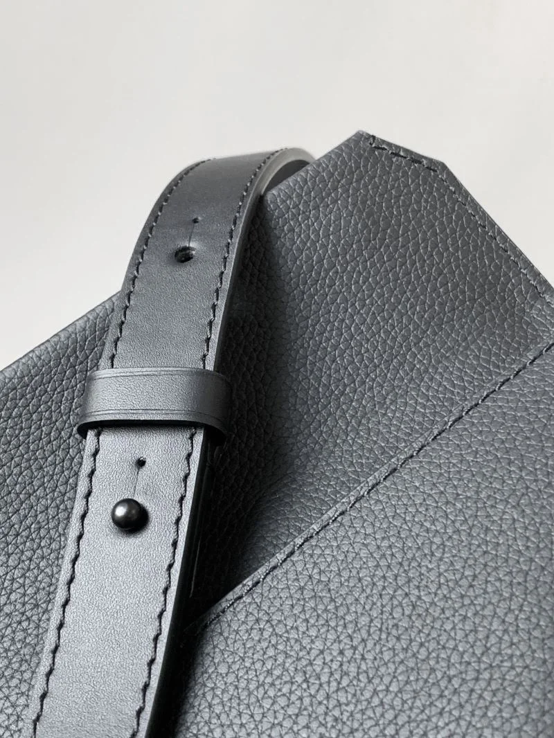 ZipUp Louis Vuitton Satchel Bags 39196