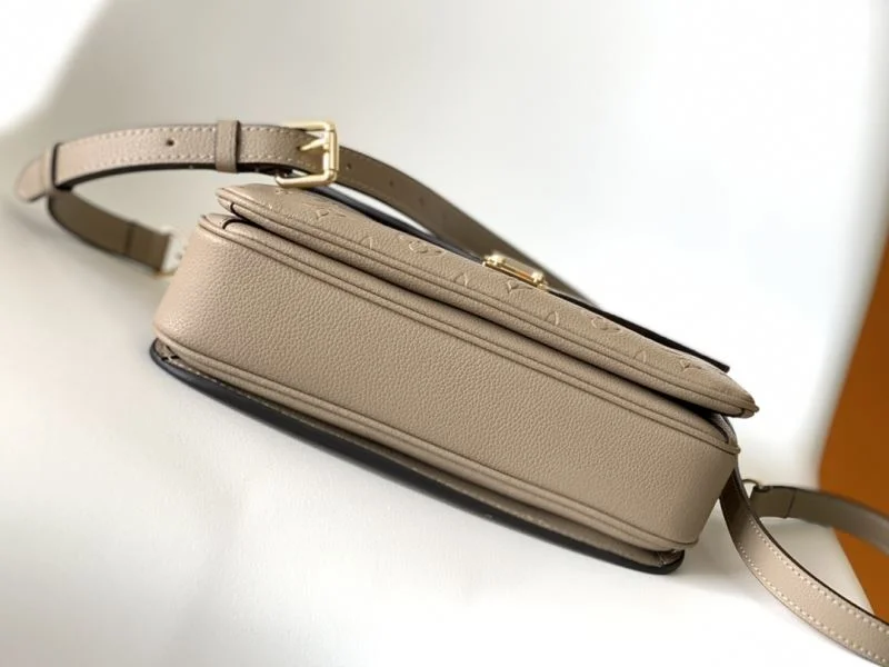 Tailored Louis Vuitton Satchel Bags 39177