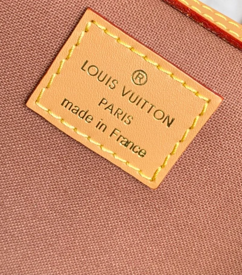 Functional Louis Vuitton Satchel Bags 39190