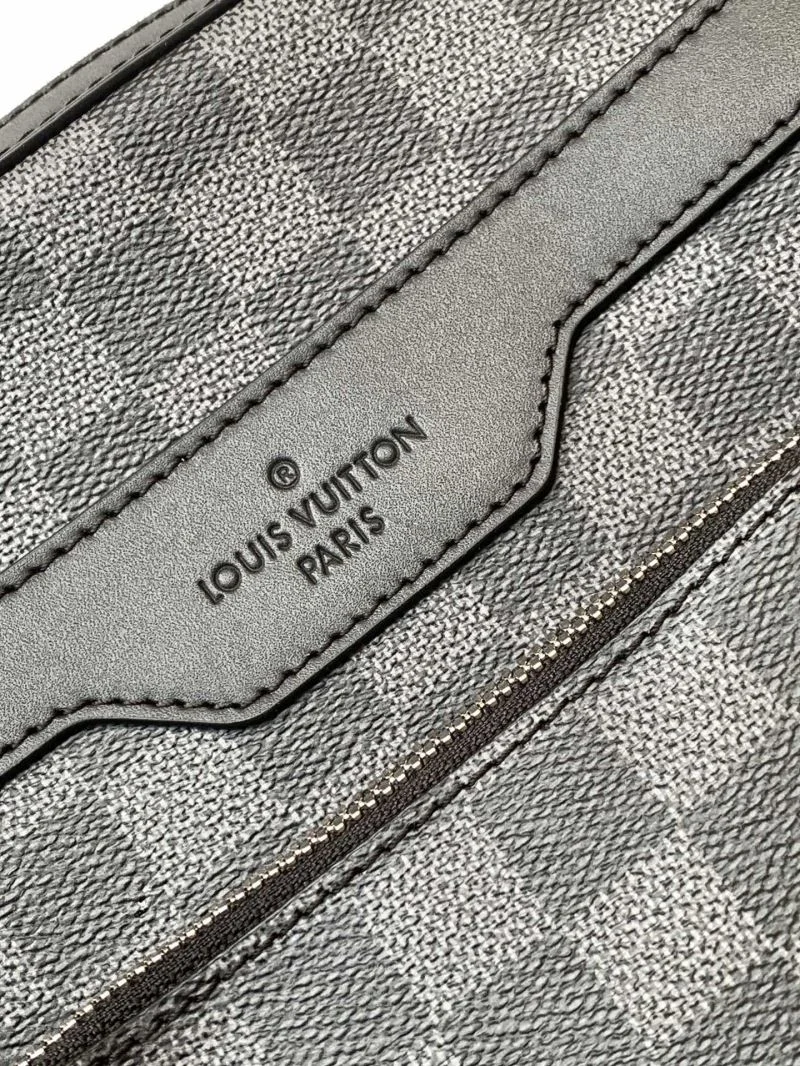 MoistureWicking Louis Vuitton Satchel Bags 39151