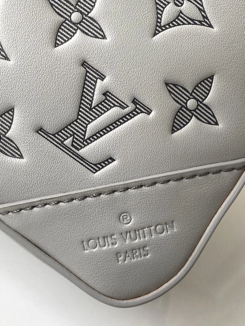 Stretchable Louis Vuitton Satchel Bags 39000