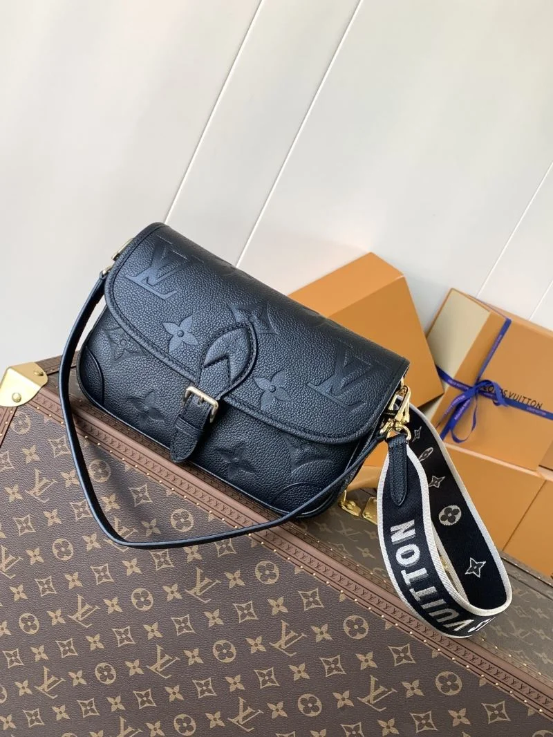 Compact Louis Vuitton Satchel Bags 38855