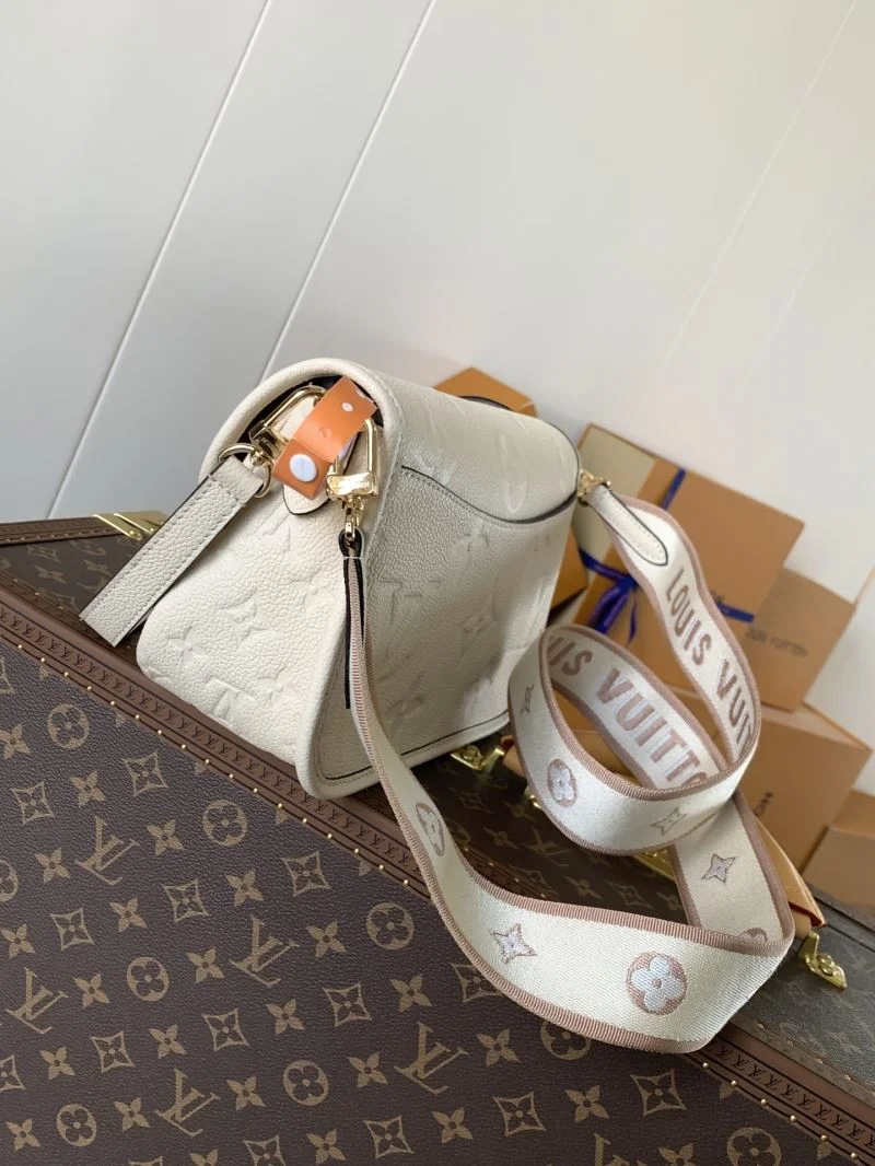 Louis Vuitton Satchel Bags ModernLook 38854