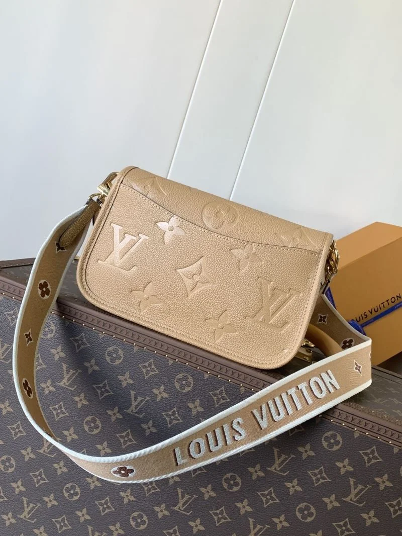 Minimalist Louis Vuitton Satchel Bags 38856