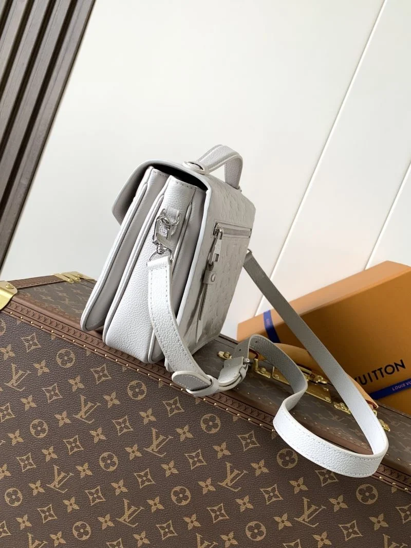 Louis Vuitton Satchel Bags FashionForward 38851