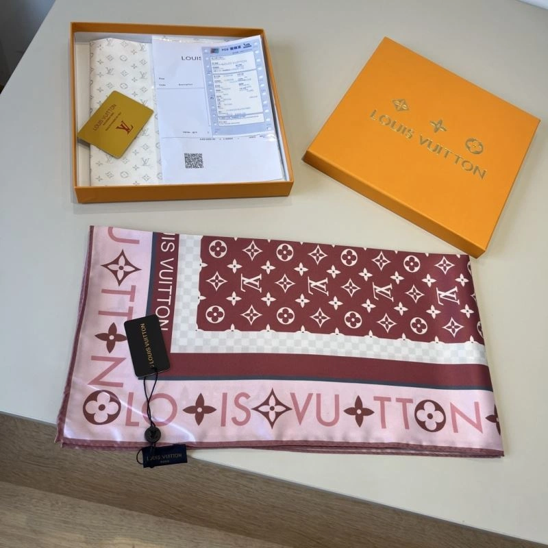 Effortless Louis Vuitton Scarf 270605