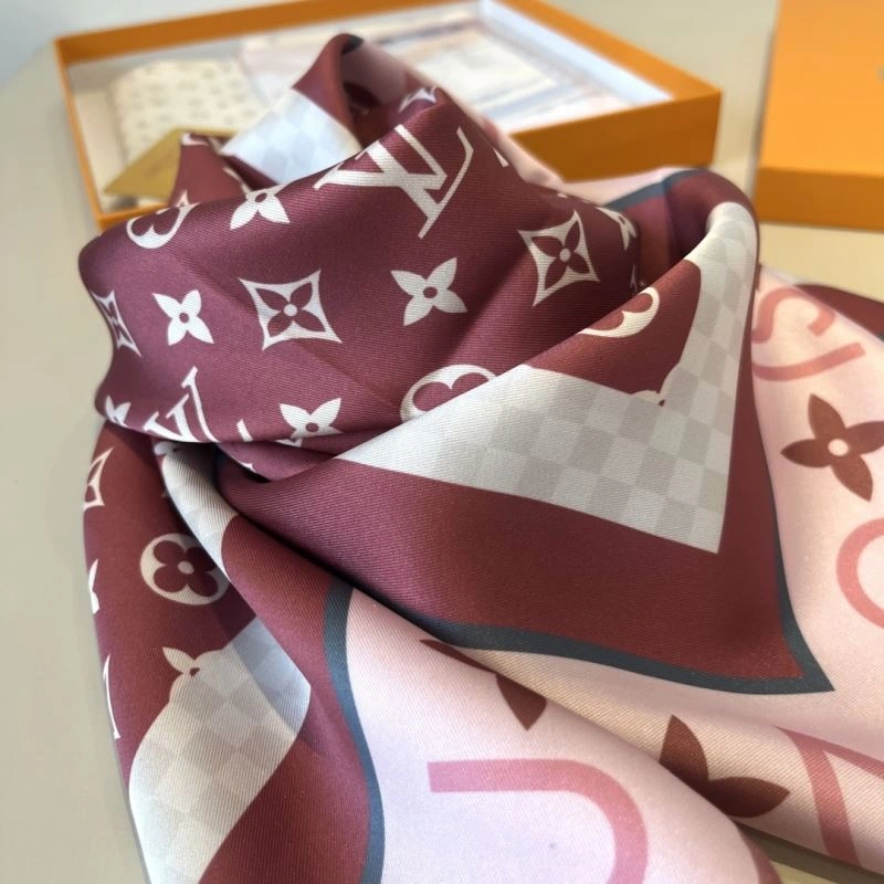 Effortless Louis Vuitton Scarf 270605