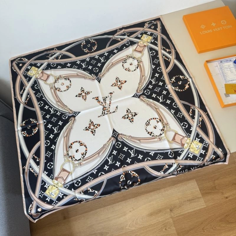 Louis Vuitton Scarf AllSeason 270622