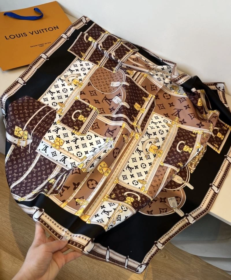 Louis Vuitton Scarf Durable 270620