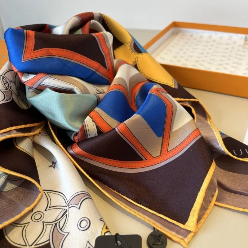 Louis Vuitton Scarf MultiPurpose 270595