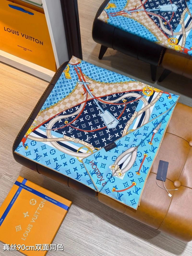Vibrant Louis Vuitton Scarf 270577