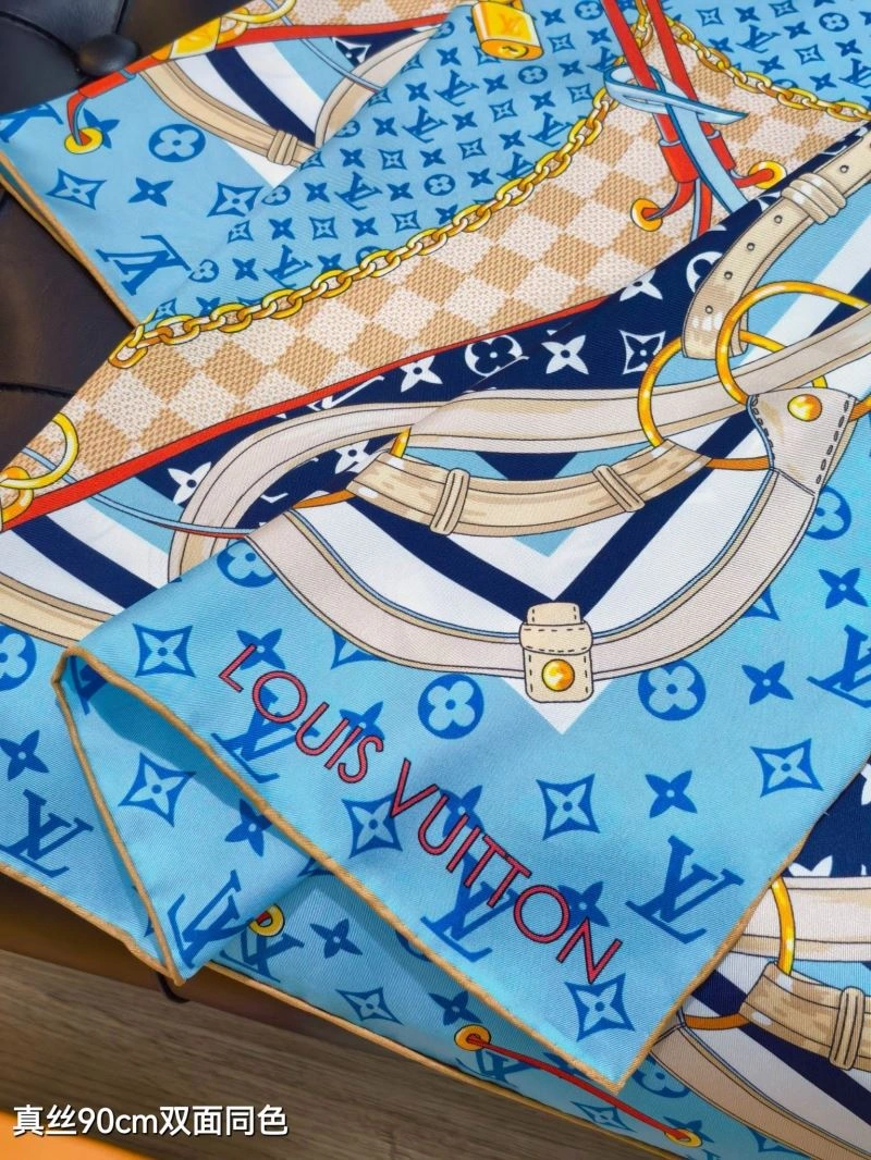 Vibrant Louis Vuitton Scarf 270577