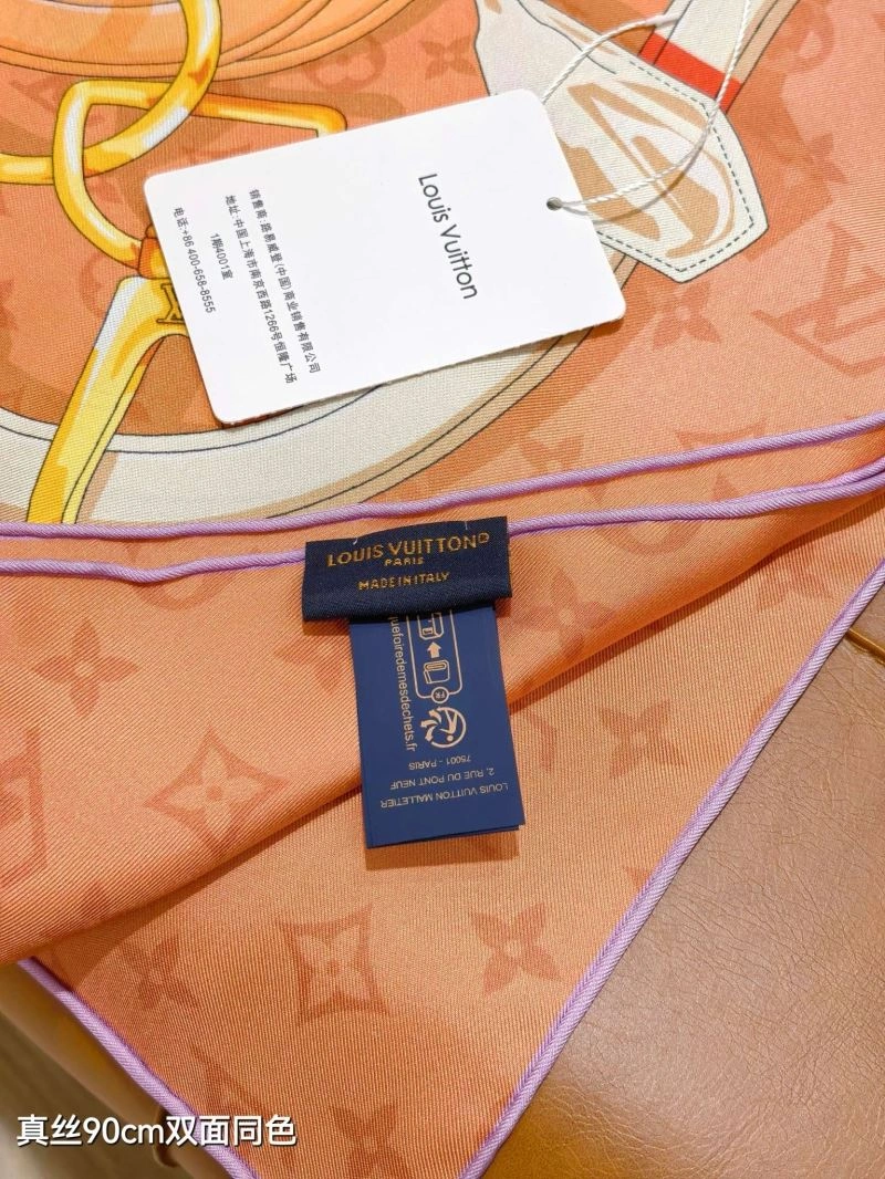 Tailored Louis Vuitton Scarf 270576