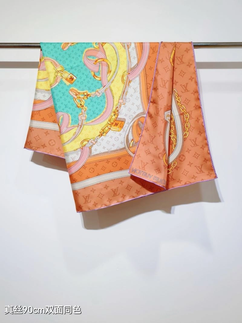 Tailored Louis Vuitton Scarf 270576
