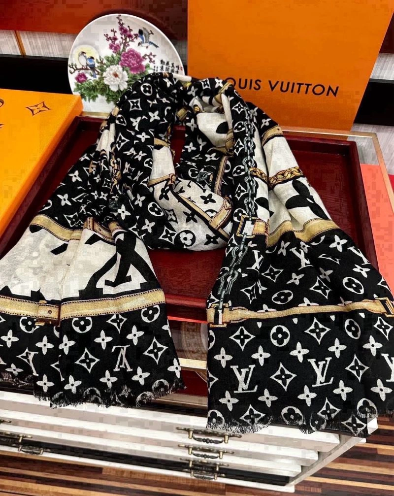 ModernLook Louis Vuitton Scarf 270945