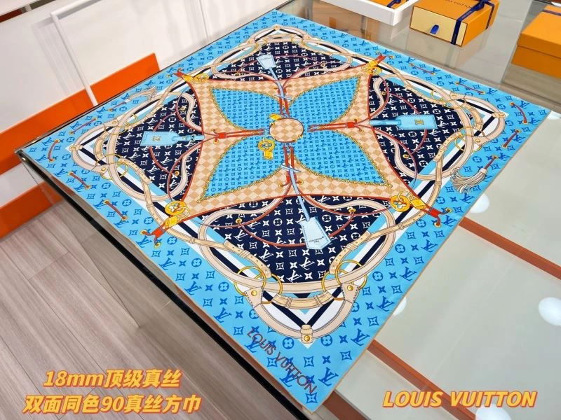Louis Vuitton Scarf ZipUp 270935