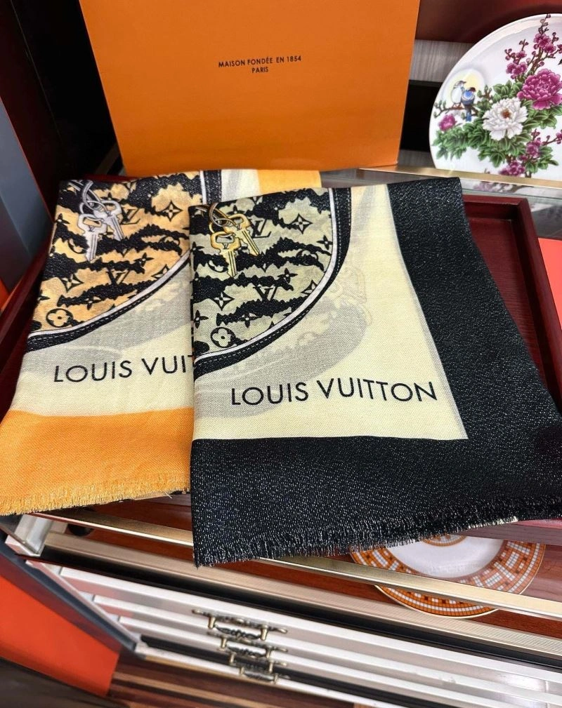 Louis Vuitton Scarf Contemporary 270918