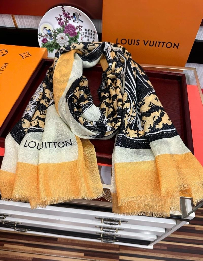 Louis Vuitton Scarf Contemporary 270918