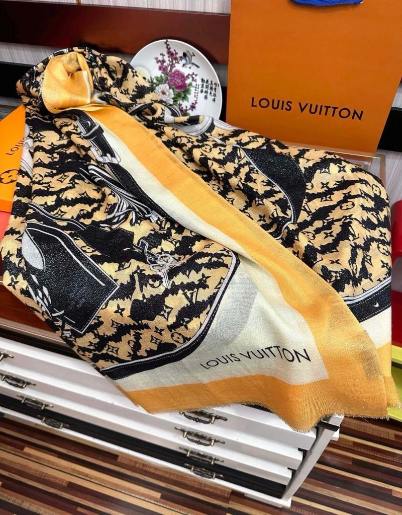 Louis Vuitton Scarf Contemporary 270918