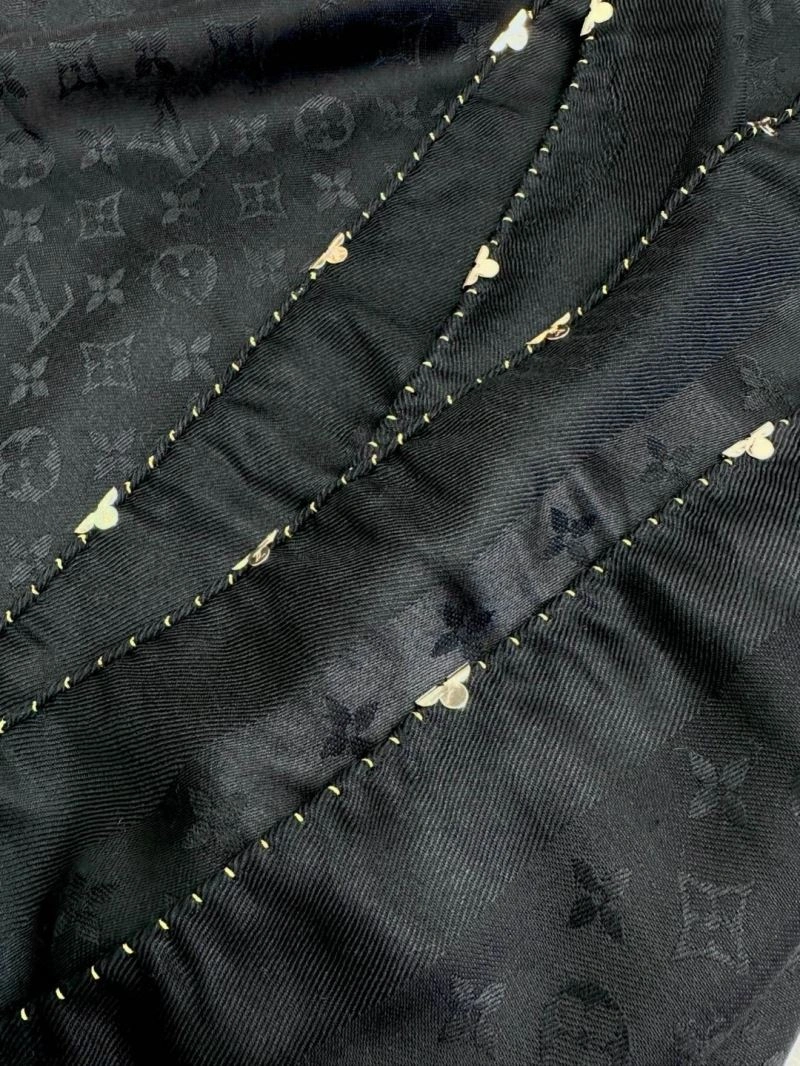 Louis Vuitton Scarf Stylish 270915