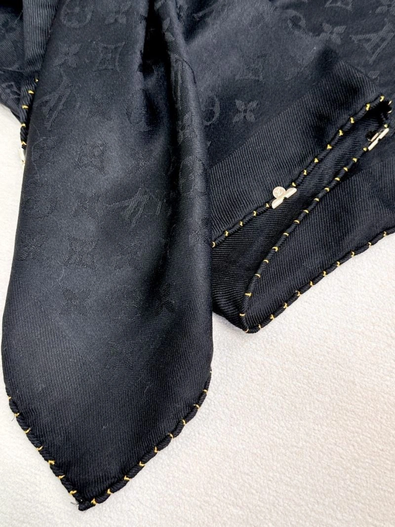 Louis Vuitton Scarf Stylish 270915