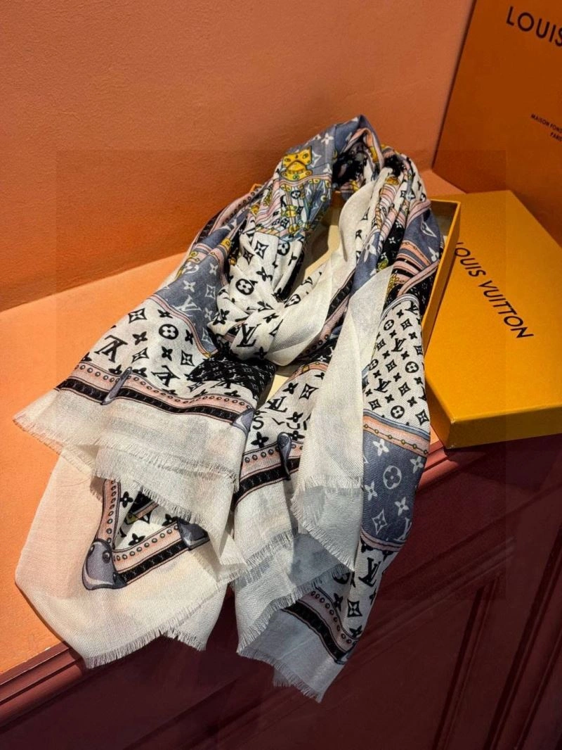 Breathable Louis Vuitton Scarf 270908