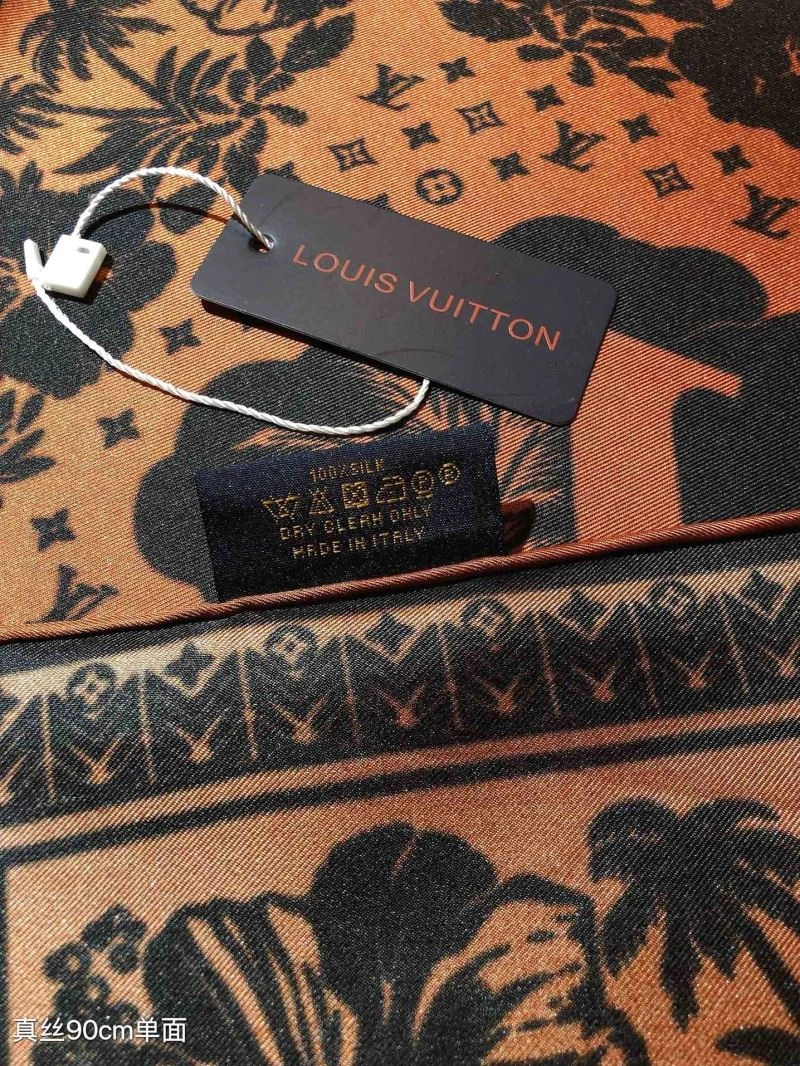 TechFriendly Louis Vuitton Scarf 270901