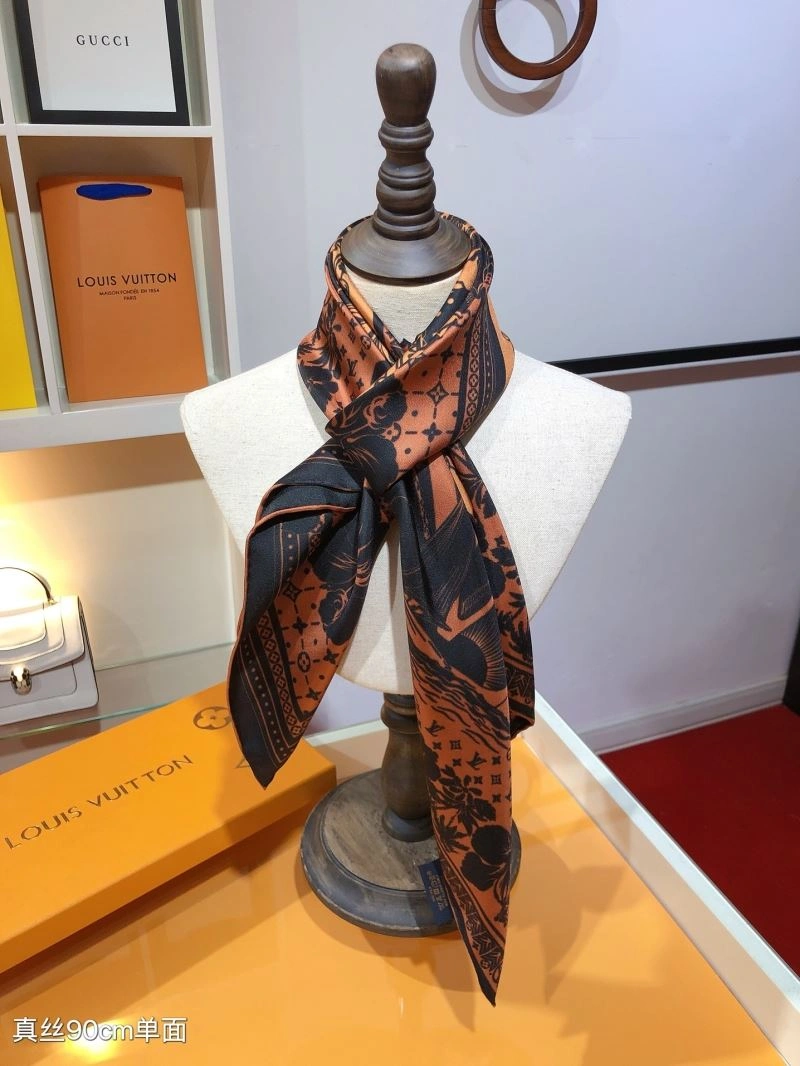 TechFriendly Louis Vuitton Scarf 270901