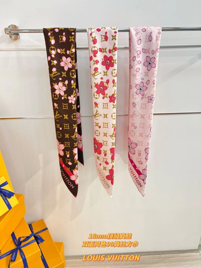 Trendsetting Louis Vuitton Scarf 270927