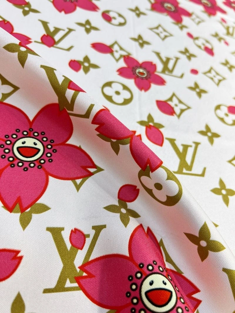 Trendsetting Louis Vuitton Scarf 270927