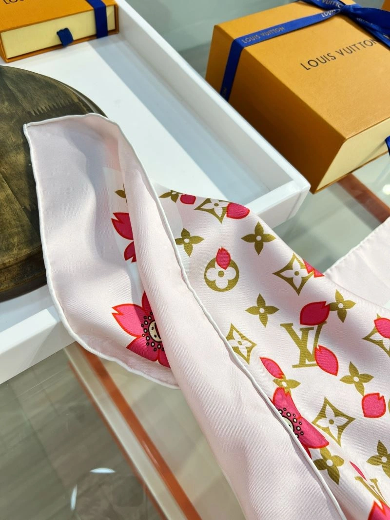 Trendsetting Louis Vuitton Scarf 270927