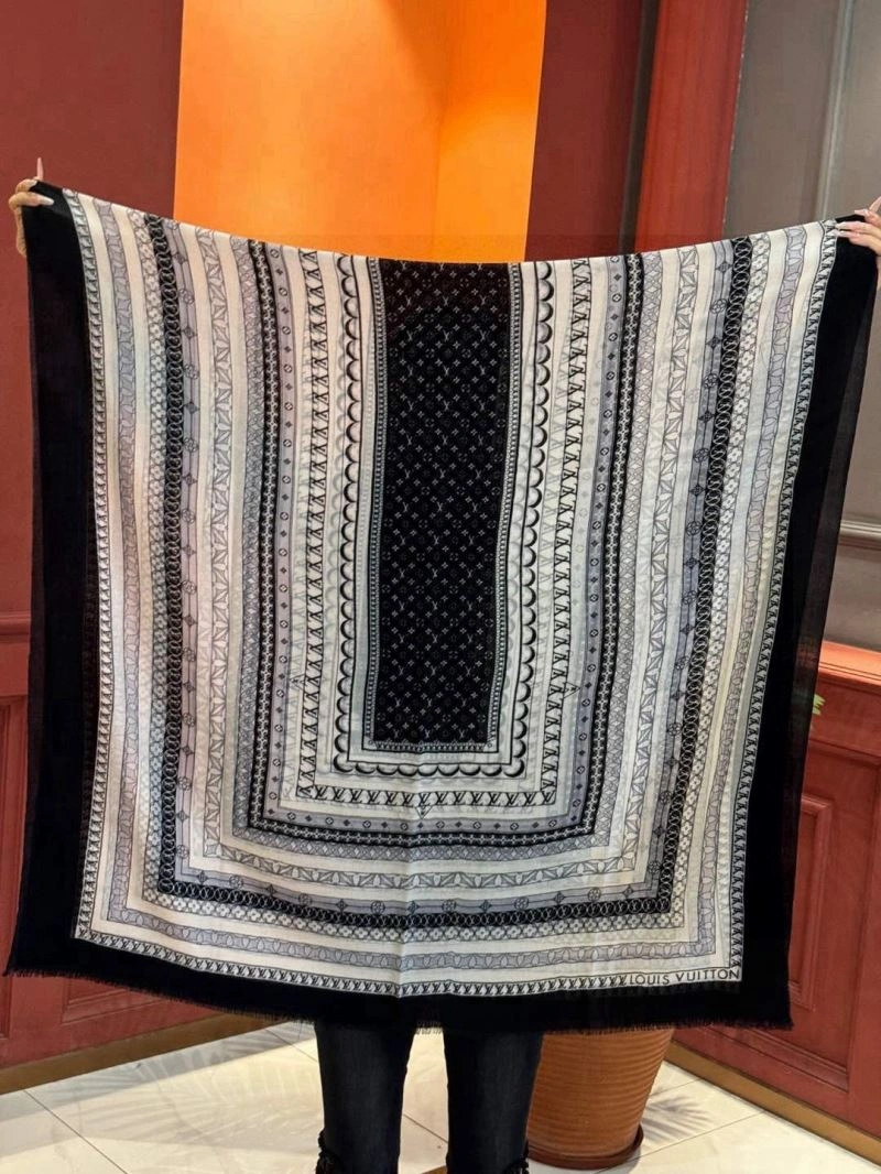 Louis Vuitton Scarf ComfortFit 270900