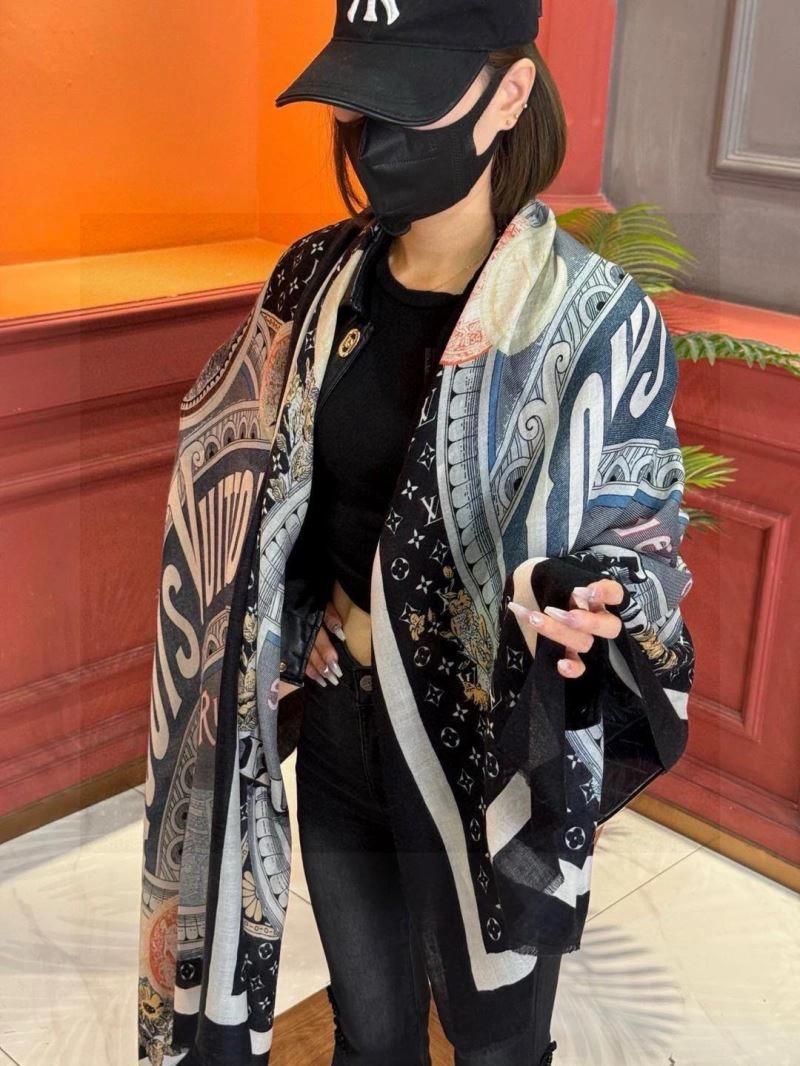 Attractive Louis Vuitton Scarf 270899