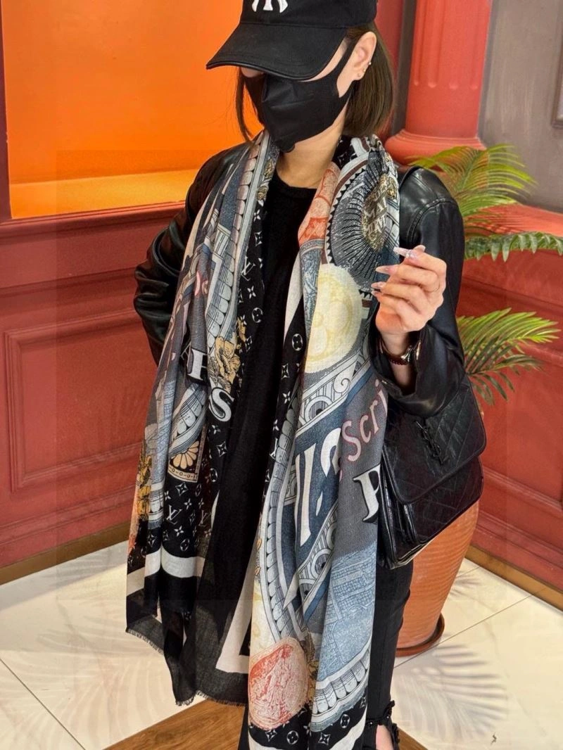 Attractive Louis Vuitton Scarf 270899