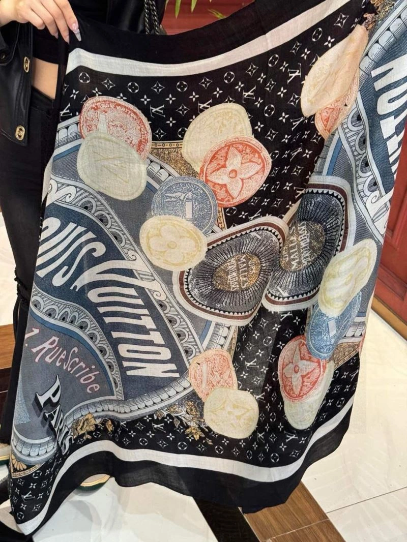 Attractive Louis Vuitton Scarf 270899