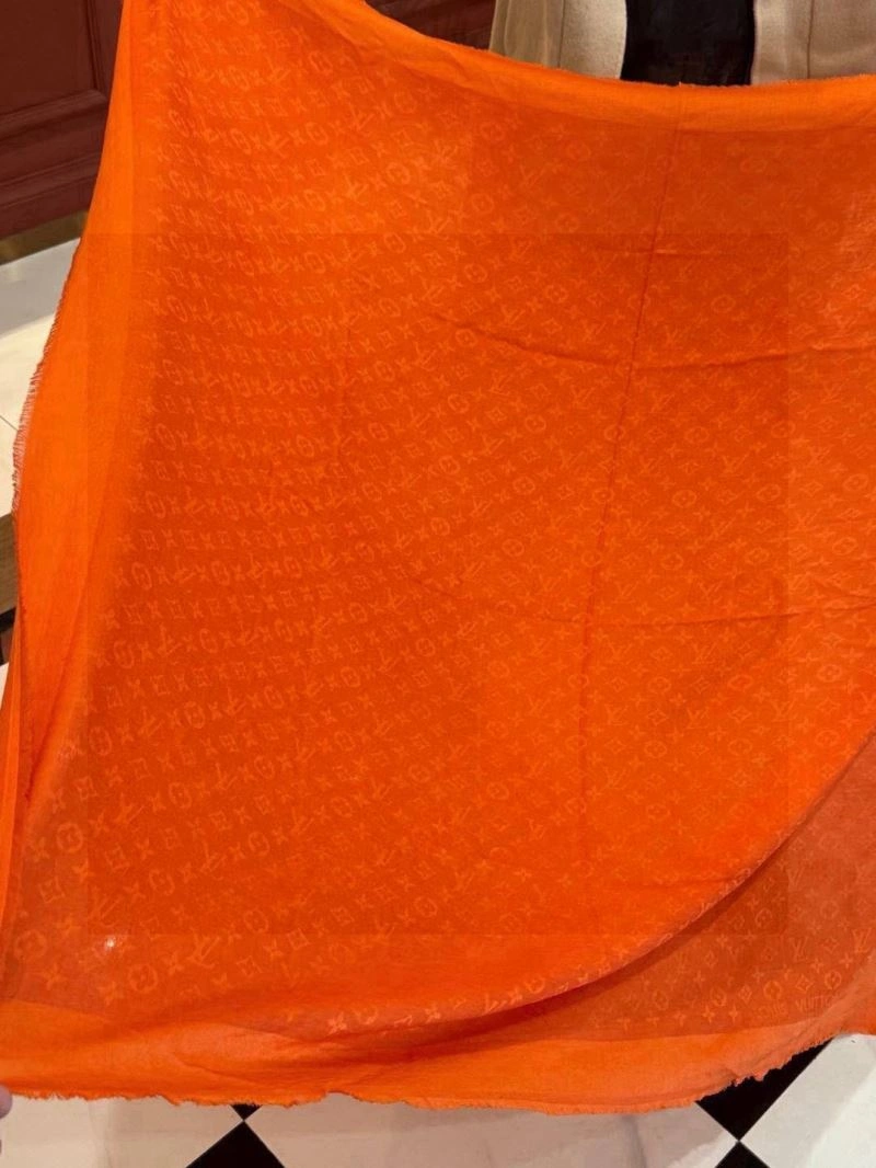SportInspired Louis Vuitton Scarf 270897