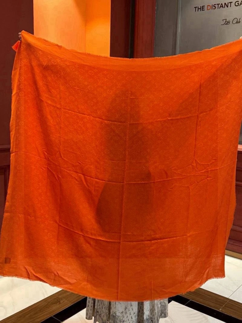 SportInspired Louis Vuitton Scarf 270897