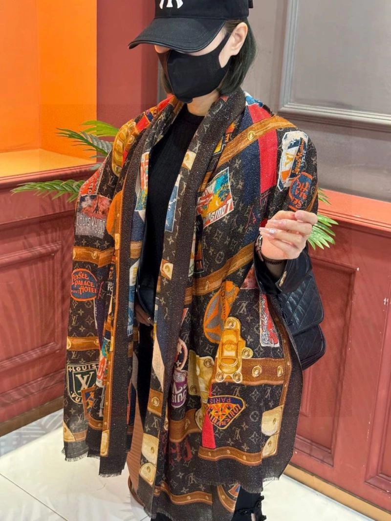 Sophisticated Louis Vuitton Scarf 270893