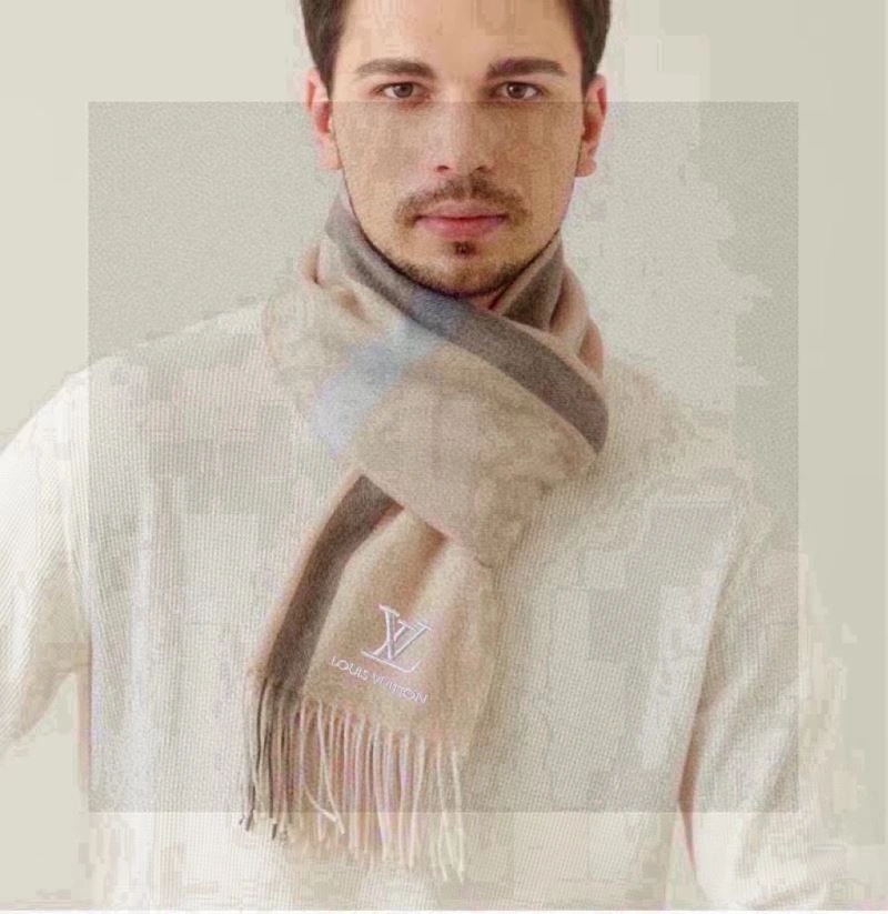 Tailored Louis Vuitton Scarf 270888