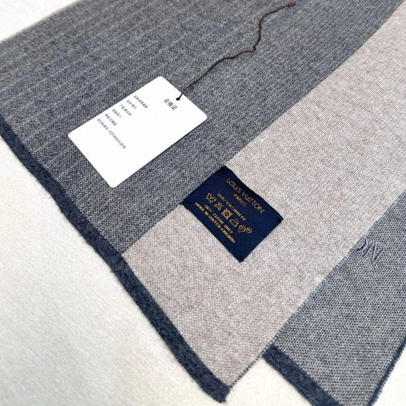 Louis Vuitton Scarf Versatile 270876