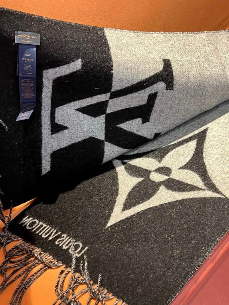 FreshLook Louis Vuitton Scarf 270886