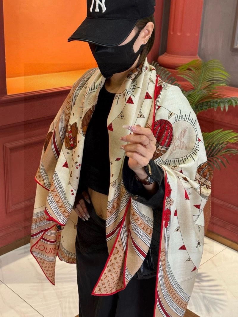 Louis Vuitton Scarf Tailored 270862