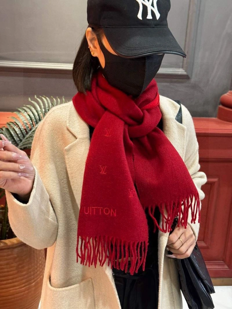 Unisex Louis Vuitton Scarf 270869