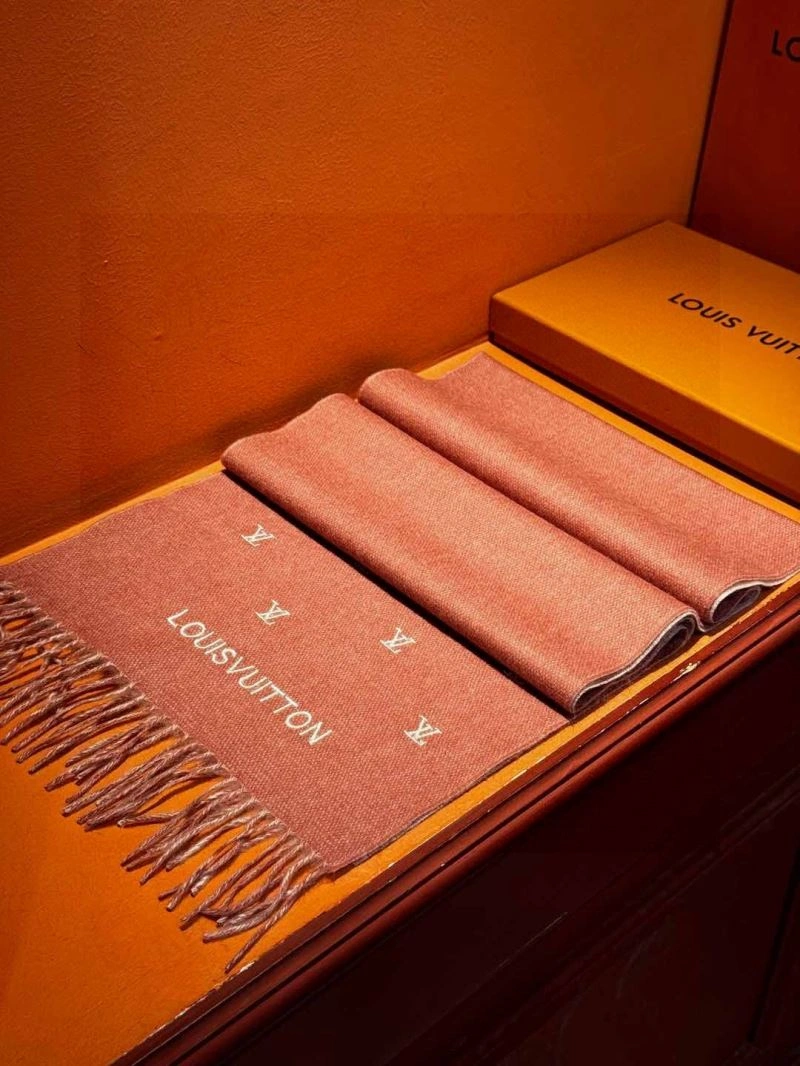 Unisex Louis Vuitton Scarf 270863