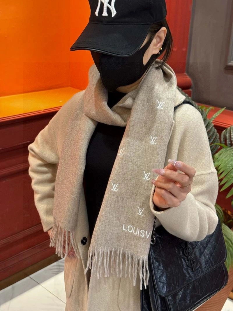 Louis Vuitton Scarf WellDesigned 270864