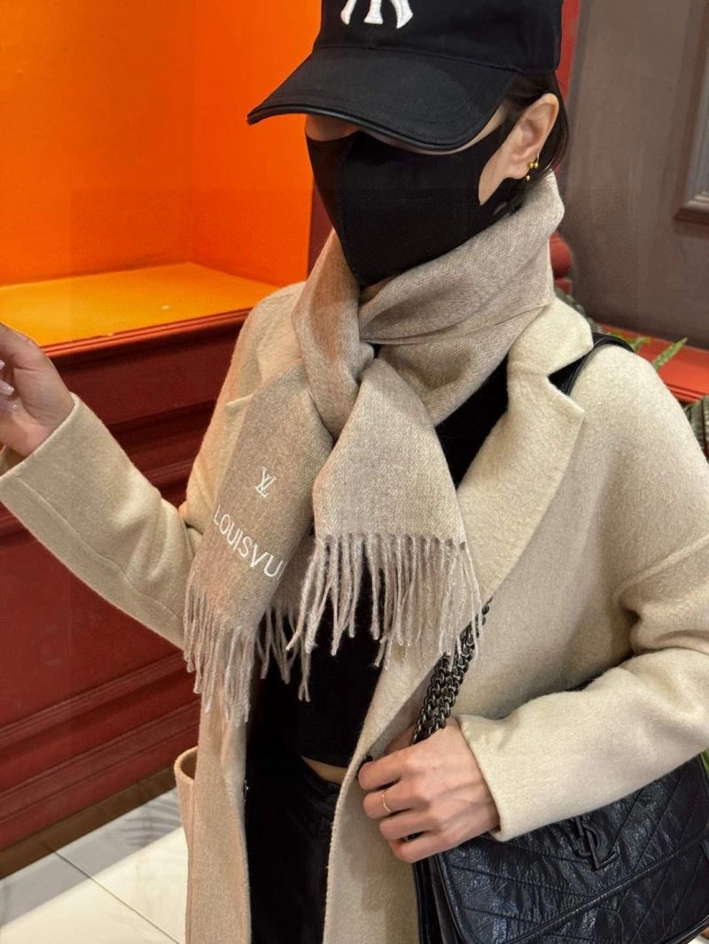 Louis Vuitton Scarf WellDesigned 270864